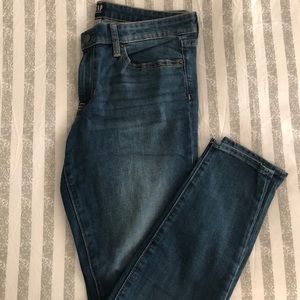 Gap jeans